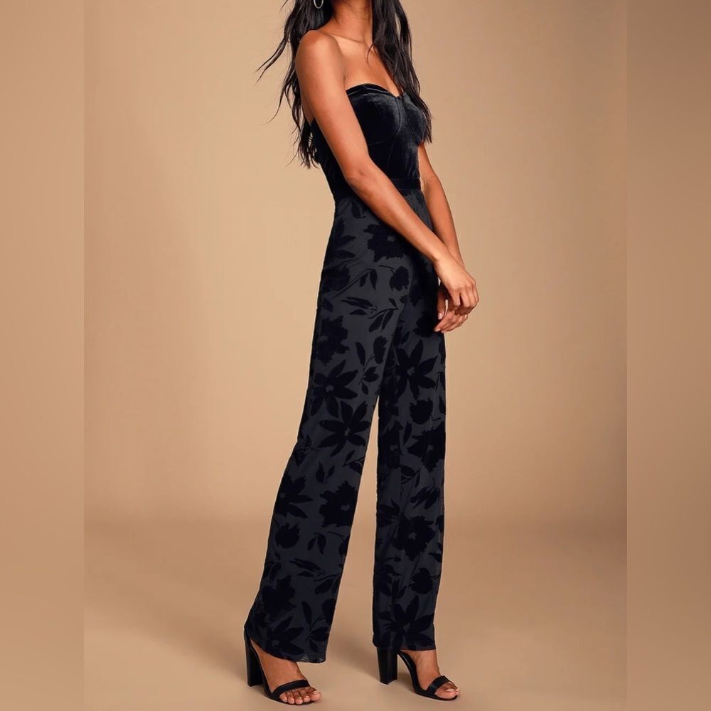 Lulu’s Black Velvet Bustier-Inspired Strapless Jumpsuit